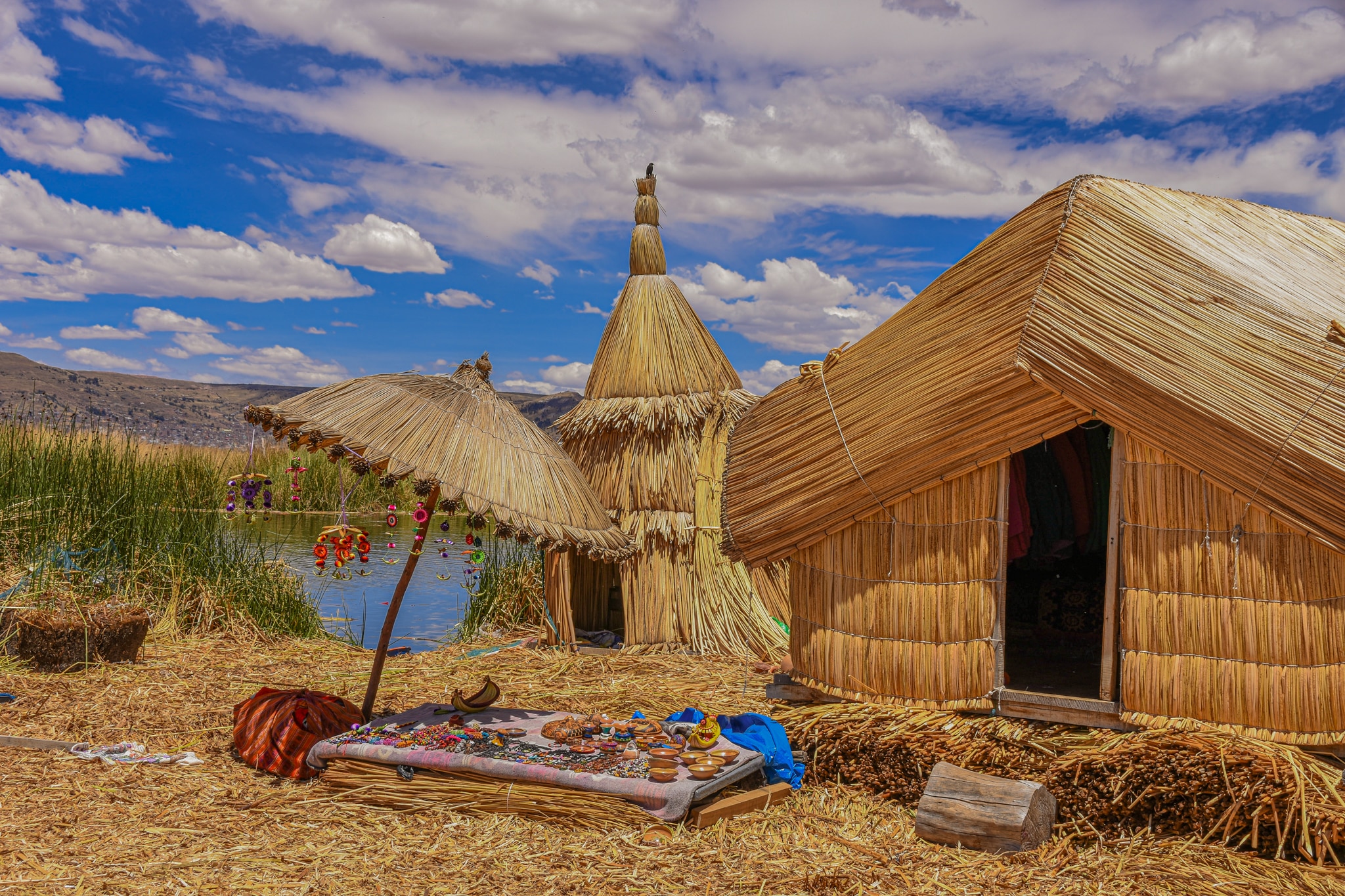Island of Uros, a magical moment of backpacking Peru