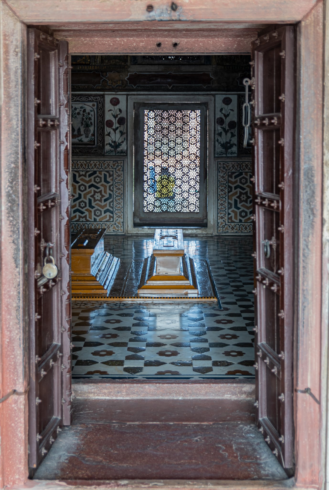Inside the Baby Taj Baby Taj - part of India's Golden Triangle