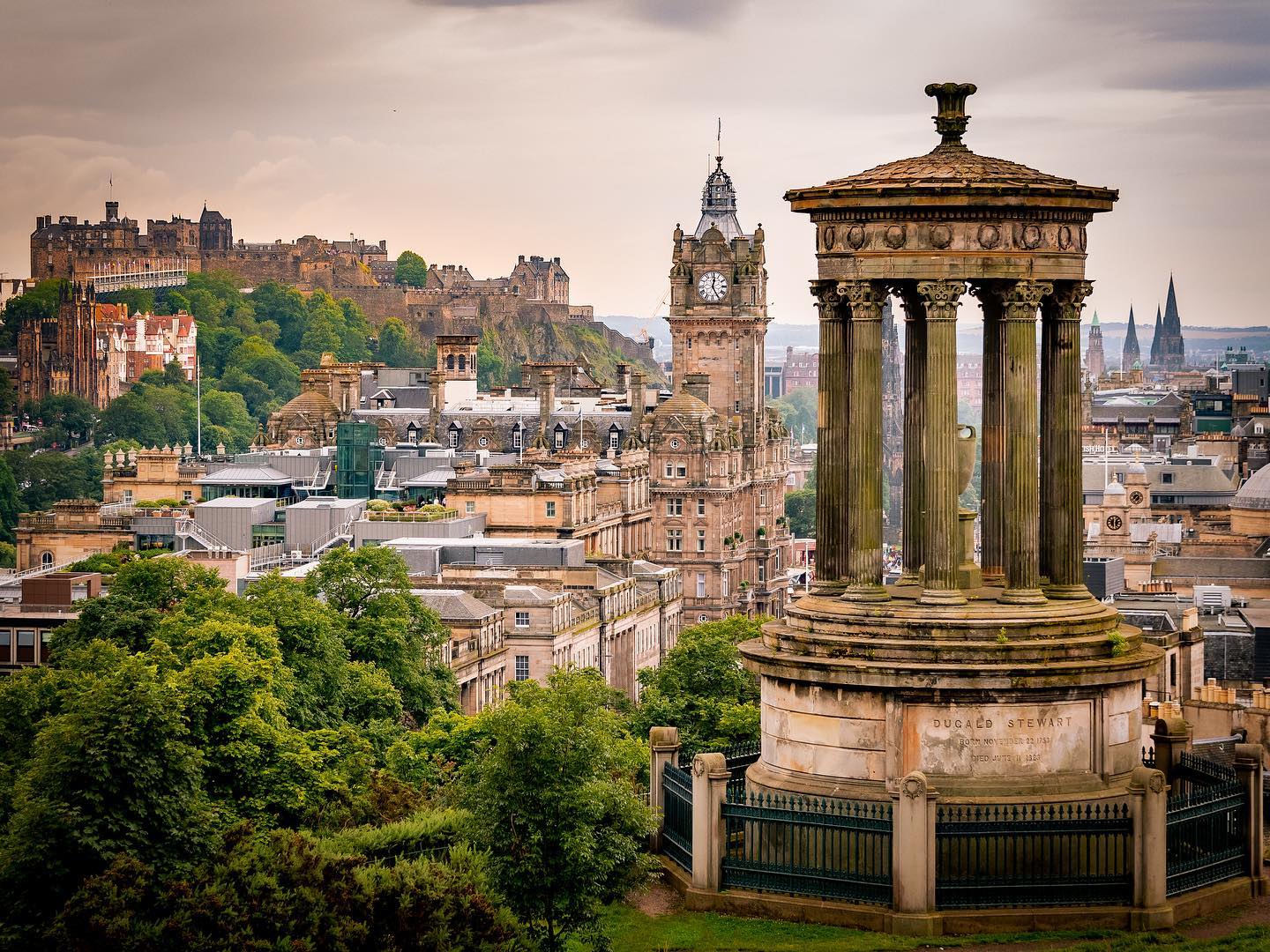 Backpacking the UK in Edinburgh