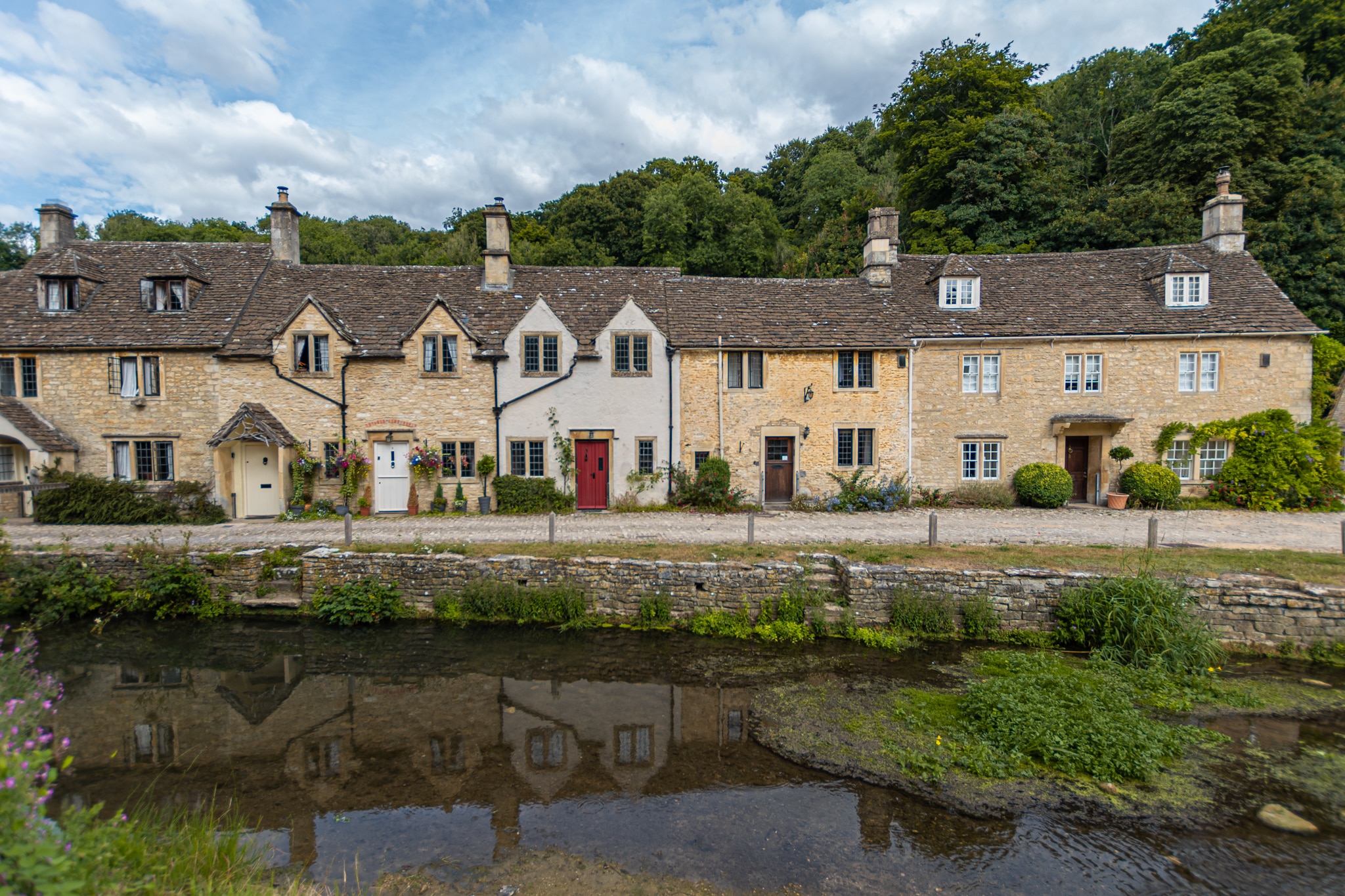 Backpacking the UK in the Cotswolds